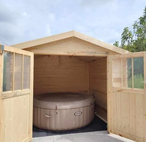 Le Jardin Des Lacs Nature Et Hébergement de vacances Ardres