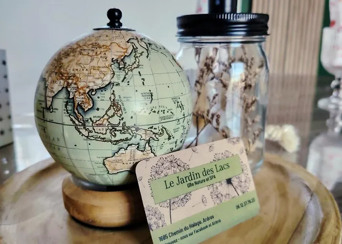 Le Jardin Des Lacs Nature Et Hébergement de vacances